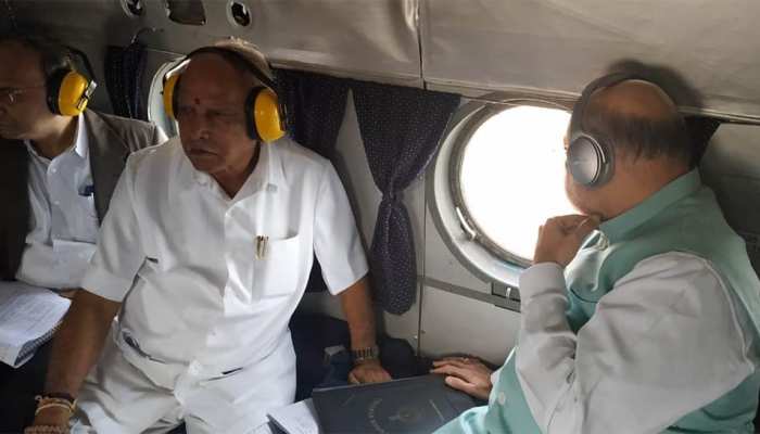 LIVE: कर्नाटक में बाढ़ से कई गांव डूबे, मरने वालों की संख्या 40 पहुंची LIVE: कर्नाटक में बाढ़ से कई गांव डूबे, मरने वालों की संख्या 40 पहुंची