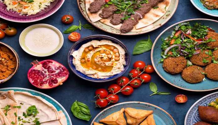 बकरीद के दिन हमानों को खिलाएं ये स्वादिष्ट मिठाइयां, सब कहेंगे 'वाह-वाह'