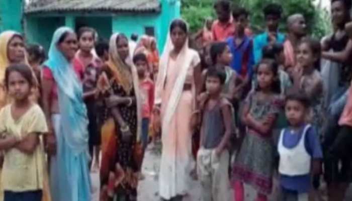समस्तीपुर: आरोपी को गिरफ्तार करने गई पुलिस ने महिलाओं पर बरसाई लाठियां समस्तीपुर: आरोपी को गिरफ्तार करने गई पुलिस ने महिलाओं पर बरसाई लाठियां