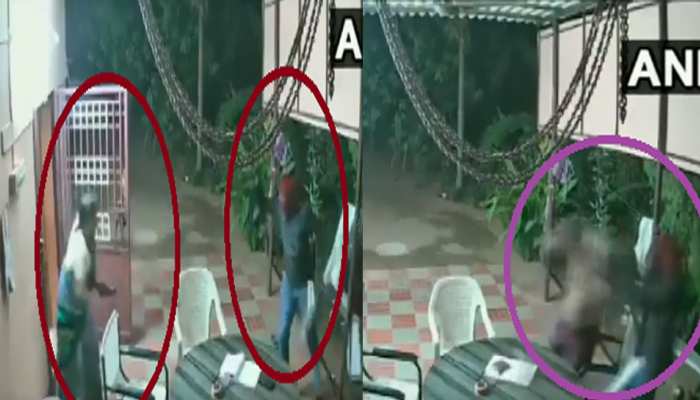 घर में घुसे लुटेरों को बुजुर्ग दंपत्ति ने सिखाया सबक, मार-मारकर भगाया, देखिए VIDEO