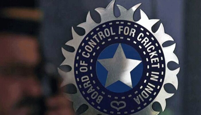 BCCI का नया संविधान: राज्य क्रिकेट संघ कोर्ट के फैसले के इंतजार में, CoA सख्त BCCI का नया संविधान: राज्य क्रिकेट संघ कोर्ट के फैसले के इंतजार में, CoA सख्त
