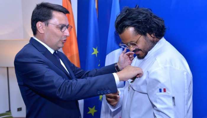 फ्रांसीसी सम्मान पाने वाले पहले भारतीय शेफ बने प्रियम चटर्जी फ्रांसीसी सम्मान पाने वाले पहले भारतीय शेफ बने प्रियम चटर्जी