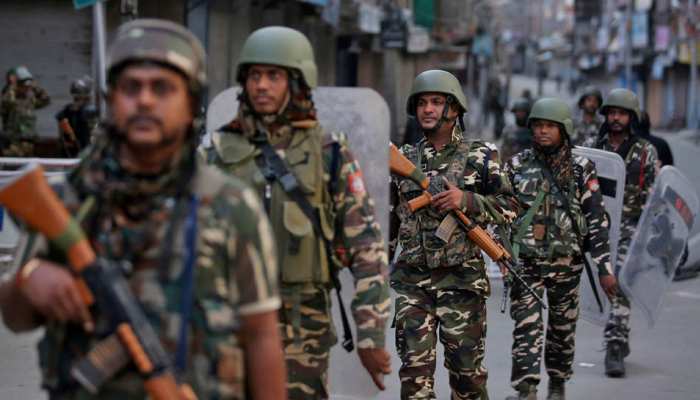 कश्मीर में पाकिस्तान करवा सकता है बड़ा आतंकी हमला, सेना और एयरफोर्स अलर्ट पर कश्मीर में पाकिस्तान करवा सकता है बड़ा आतंकी हमला, सेना और एयरफोर्स अलर्ट पर