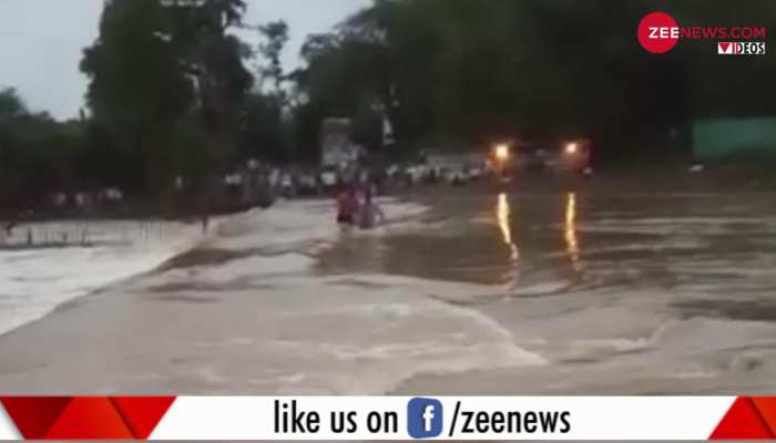 Video: 2 people drown in flood water in chanderi revere