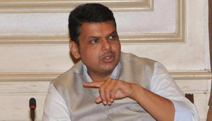 CM फडणवीस का बड़ा फैसला,1 हेक्टेयर भूमि वाले बाढ़ प्रभावित किसानों का कर्ज होगा माफ CM फडणवीस का बड़ा फैसला,1 हेक्टेयर भूमि वाले बाढ़ प्रभावित किसानों का कर्ज होगा माफ