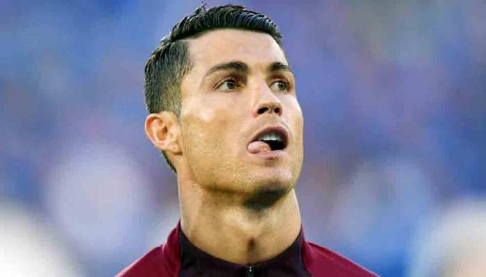 Football: क्रिस्टियानो रोनाल्डो अगले साल ले सकते हैं संन्यास, कही यह बात... Football: क्रिस्टियानो रोनाल्डो अगले साल ले सकते हैं संन्यास, कही यह बात...
