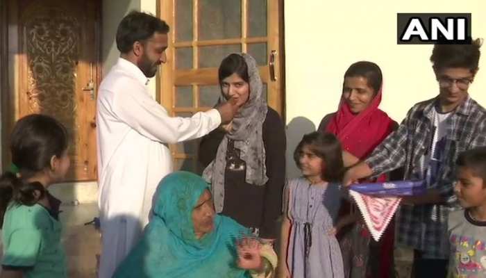 J&K: बदले हालात के बीच हासिल किया बड़ा मुकाम, AIIMS मेडिकल परीक्षा की पास J&K: बदले हालात के बीच हासिल किया बड़ा मुकाम, AIIMS मेडिकल परीक्षा की पास