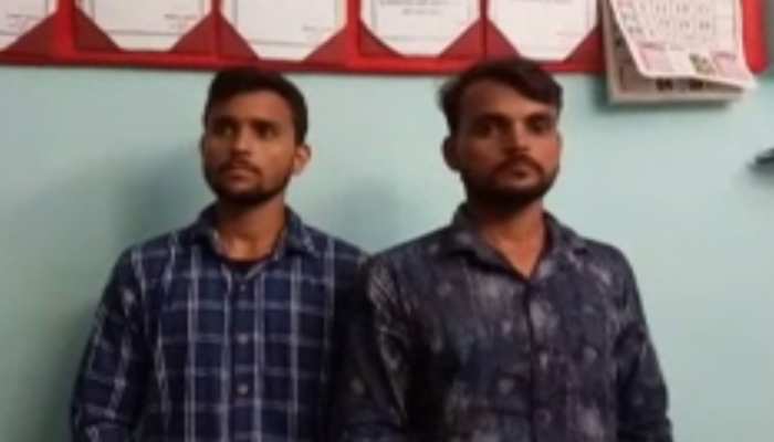 बिहार : कश्मीरी लड़कियों से शादी करना सुपौल के युवकों को पड़ा महंगा, 2 गिरफ्तार बिहार : कश्मीरी लड़कियों से शादी करना सुपौल के युवकों को पड़ा महंगा, 2 गिरफ्तार