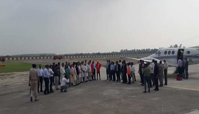 1674 रुपये में हिसार-चंडीगढ़ तक का कर सकेंगे हवाई सफर, पहली प्लाइट ने भरी उड़ान 1674 रुपये में हिसार-चंडीगढ़ तक का कर सकेंगे हवाई सफर, पहली प्लाइट ने भरी उड़ान