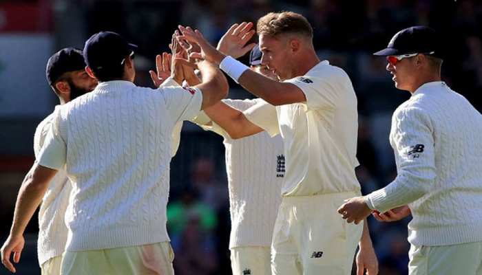 ASHES: इंग्लैंड ने किया चौथे टेस्ट के लिए टीम का ऐलान, बदलाव से दिए ये संकेत ASHES: इंग्लैंड ने किया चौथे टेस्ट के लिए टीम का ऐलान, बदलाव से दिए ये संकेत