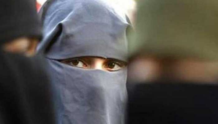 बिहार: भाभी के प्यार में देवर ने पत्नी को मोबाइल से भेजा तीन तलाक, गिरफ्तार बिहार: भाभी के प्यार में देवर ने पत्नी को मोबाइल से भेजा तीन तलाक, गिरफ्तार