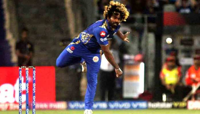 SLvsNZ: लसिथ मलिंगा ने रचा इतिहास, लगातार 4 गेंद पर 4 विकेट झटके, दूसरी बार ऐसा किया SLvsNZ: लसिथ मलिंगा ने रचा इतिहास, लगातार 4 गेंद पर 4 विकेट झटके, दूसरी बार ऐसा किया