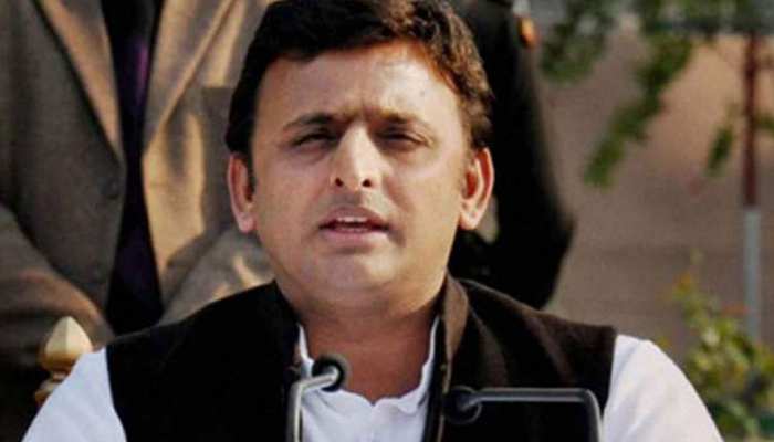 रामपुर में बोले अखिलेश यादव, 'बदले की भावना से आजम खान के खिलाफ कार्रवाई कर रहा प्रशासन' रामपुर में बोले अखिलेश यादव, 'बदले की भावना से आजम खान के खिलाफ कार्रवाई कर रहा प्रशासन'