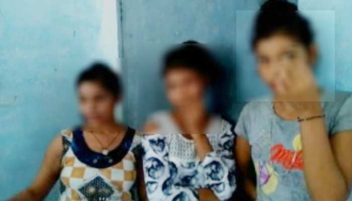 असम पुलिस ने मोतिहारी से 9 लड़कियों को छुड़ाया, ऑर्केस्ट्रा पार्टी में जाने के लिए किया जाता था मजबूर असम पुलिस ने मोतिहारी से 9 लड़कियों को छुड़ाया, ऑर्केस्ट्रा पार्टी में जाने के लिए किया जाता था मजबूर