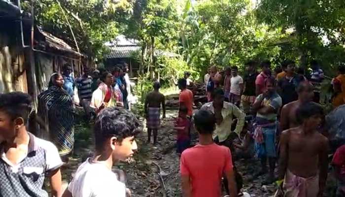 पश्चिम बंगाल: पूर्वी मिदनापुर में बीजेपी कार्यकर्ता की मौत, पसरा तनाव पश्चिम बंगाल: पूर्वी मिदनापुर में बीजेपी कार्यकर्ता की मौत, पसरा तनाव