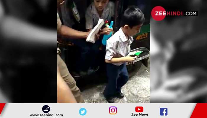 Surat auto driver breaks traffic rules, 20 children loaded in an auto