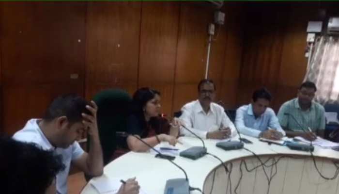 करौली: महिला एवं बाल विकास की सचिव ने किया दौरा, आंगनबाड़ी केंद्रो का किया निरीक्षण करौली: महिला एवं बाल विकास की सचिव ने किया दौरा, आंगनबाड़ी केंद्रो का किया निरीक्षण