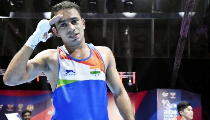 वर्ल्ड चैंपियनशिप के फाइनल में पहुंचने वाले पहले भारतीय बॉक्सर बने अमित पंघाल वर्ल्ड चैंपियनशिप के फाइनल में पहुंचने वाले पहले भारतीय बॉक्सर बने अमित पंघाल