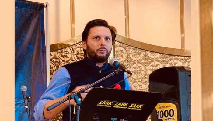 अफरीदी का बेतुका बयान, कहा - भारत के कारण श्रीलंका के कुछ खिलाड़ी पाकिस्तान नहीं आए अफरीदी का बेतुका बयान, कहा - भारत के कारण श्रीलंका के कुछ खिलाड़ी पाकिस्तान नहीं आए