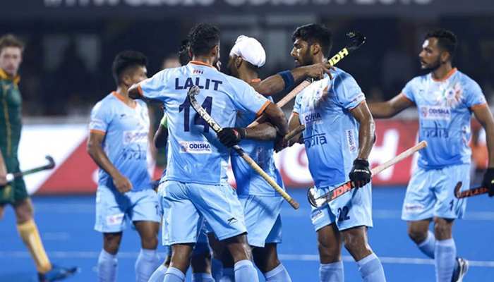 Hockey: बेल्जियम दौरे के लिए टीम इंडिया का ऐलान, इन खिलाड़ियों की हुई वापसी Hockey: बेल्जियम दौरे के लिए टीम इंडिया का ऐलान, इन खिलाड़ियों की हुई वापसी