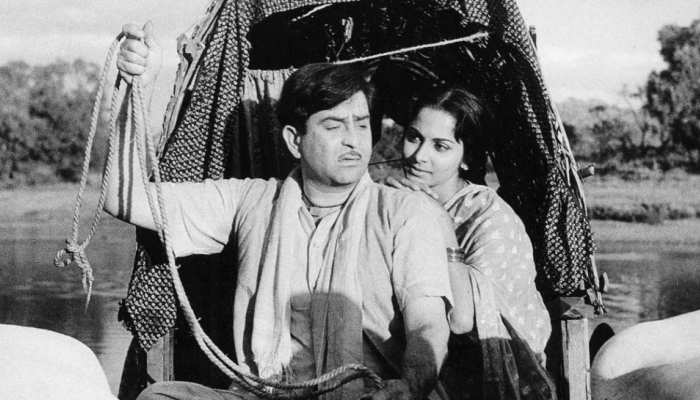 #Throwback: इस बेहतरीन फिल्म के लिए राज कपूर ने लिए थे सिर्फ एक रुपये #Throwback: इस बेहतरीन फिल्म के लिए राज कपूर ने लिए थे सिर्फ एक रुपये