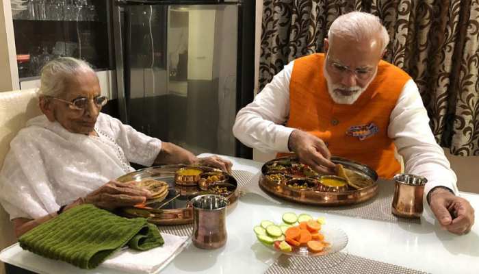 ये है PM मोदी के फिटनेस का राज, जानें उनका पसंदीदा फूड जो हेल्दी और टेस्टी दोनों है ये है PM मोदी के फिटनेस का राज, जानें उनका पसंदीदा फूड जो हेल्दी और टेस्टी दोनों है