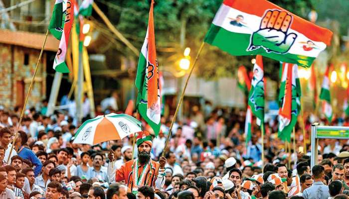 निकाय चुनाव से पहले बदलाव कांग्रेस के लिए बना गले की फांस, जानिए पूरा मामला निकाय चुनाव से पहले बदलाव कांग्रेस के लिए बना गले की फांस, जानिए पूरा मामला