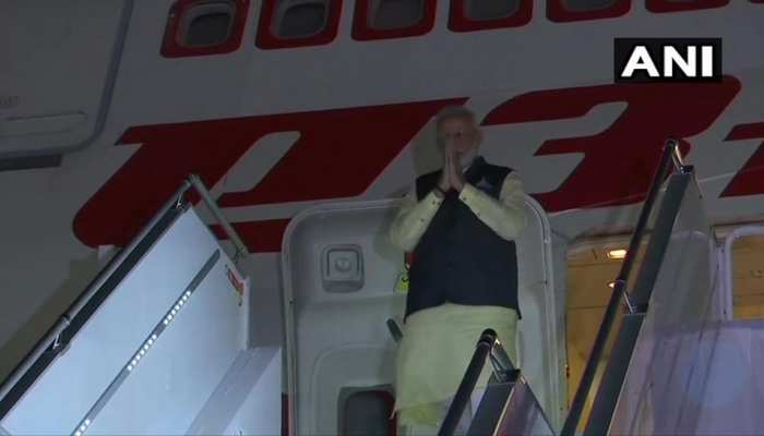 LIVE: पीएम नरेंद्र मोदी पहुंचे न्यूयॉर्क, UNSG के कार्यक्रम में लेंगे भाग LIVE: पीएम नरेंद्र मोदी पहुंचे न्यूयॉर्क, UNSG के कार्यक्रम में लेंगे भाग