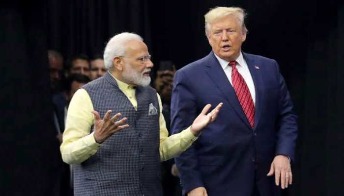 PM मोदी दे रहे थे संयुक्त राष्ट्र में भाषण...अचानक पहुंचे डोनाल्ड ट्रंप, फिर... PM मोदी दे रहे थे संयुक्त राष्ट्र में भाषण...अचानक पहुंचे डोनाल्ड ट्रंप, फिर...