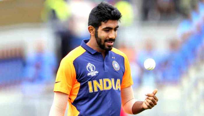 INDvsSA: भारतीय दिग्गज ने चेताया- भारत में टेस्ट मैच खिलाकर बुमराह को बर्बाद न करें INDvsSA: भारतीय दिग्गज ने चेताया- भारत में टेस्ट मैच खिलाकर बुमराह को बर्बाद न करें