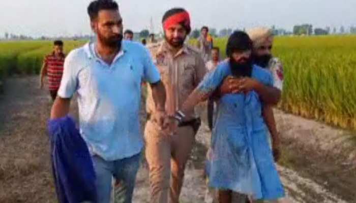 मोगा: कोर्ट में पेशी के बाद हिरासत से भाग निकला कैदी, पुलिस ने ड्रोन की मदद से पकड़ा मोगा: कोर्ट में पेशी के बाद हिरासत से भाग निकला कैदी, पुलिस ने ड्रोन की मदद से पकड़ा