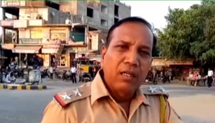 चूरू: यातायात नियमों का उल्लंघन करने पर 29 हजार लोगों पर हुआ जुर्माना चूरू: यातायात नियमों का उल्लंघन करने पर 29 हजार लोगों पर हुआ जुर्माना