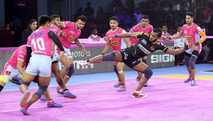 PKL 2019: तेलुगु टाइटंस की जयपुर पर बड़ी जीत, रिकॉर्ड अंतर से दी मात PKL 2019: तेलुगु टाइटंस की जयपुर पर बड़ी जीत, रिकॉर्ड अंतर से दी मात