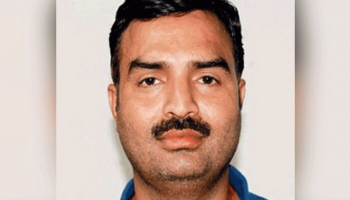 कार में मिली थी RTI एक्टिविस्ट की जली हुई लाश, पुलिस की जांच में हुआ चौंकाने वाला खुलासा कार में मिली थी RTI एक्टिविस्ट की जली हुई लाश, पुलिस की जांच में हुआ चौंकाने वाला खुलासा