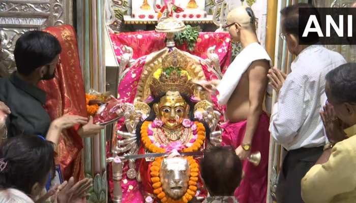 आज से शारदीय नवरात्र प्रारंभ, पढ़ें कलश स्थापित करने का शुभ मुहूर्त आज से शारदीय नवरात्र प्रारंभ, पढ़ें कलश स्थापित करने का शुभ मुहूर्त
