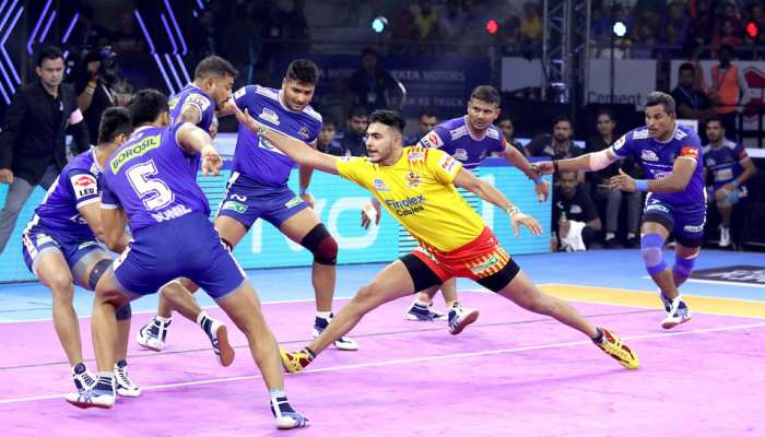 PKL 2019: नजदीकी मुकाबले में गुजरात को हराकर हरियाणा ने प्लेऑफ में बनाई जगह PKL 2019: नजदीकी मुकाबले में गुजरात को हराकर हरियाणा ने प्लेऑफ में बनाई जगह