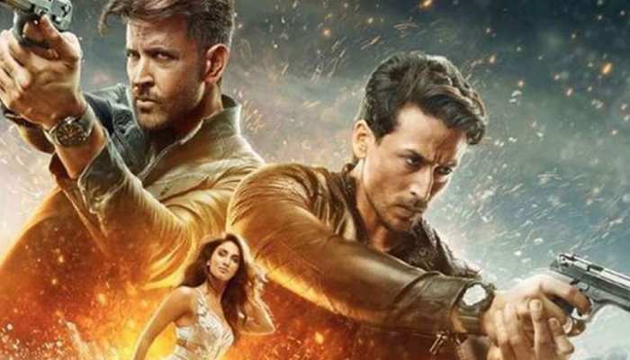 'वॉर' को मिला शानदार रिस्पांस, खुशी में प्रोड्यूसर आदित्य चोपड़ा ने लिया यह बड़ा फैसला! 'वॉर' को मिला शानदार रिस्पांस, खुशी में प्रोड्यूसर आदित्य चोपड़ा ने लिया यह बड़ा फैसला!