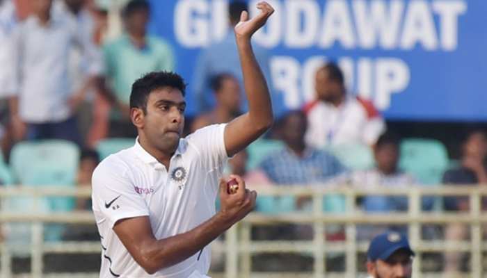 IND vs SA: विजाग टेस्ट में अश्विन ने पंजे से की धमाकेदार वापसी, डेल स्टेन को पछाड़ा IND vs SA: विजाग टेस्ट में अश्विन ने पंजे से की धमाकेदार वापसी, डेल स्टेन को पछाड़ा