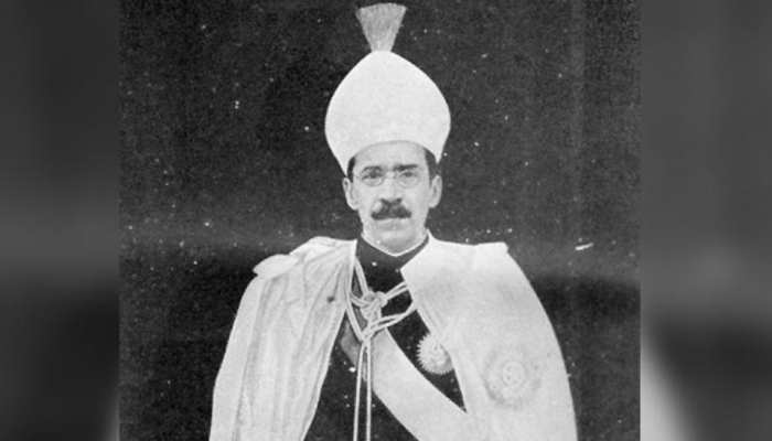 हैदराबाद: निजाम के 300 करोड़ की विरासत पर नहीं थमी 'जंग', अब 120 वंशजों के बीच लड़ाई हैदराबाद: निजाम के 300 करोड़ की विरासत पर नहीं थमी 'जंग', अब 120 वंशजों के बीच लड़ाई