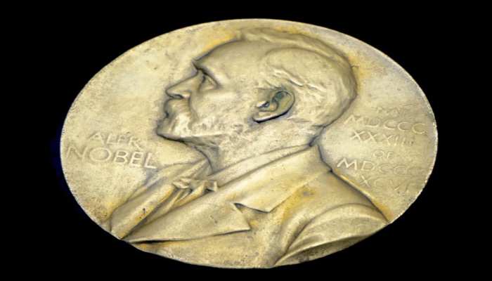 Nobel Prize 2019: दो अमेरिकी और एक ब्रिटिश को मिला मेडिसिन का नोबेल पुरस्कार Nobel Prize 2019: दो अमेरिकी और एक ब्रिटिश को मिला मेडिसिन का नोबेल पुरस्कार