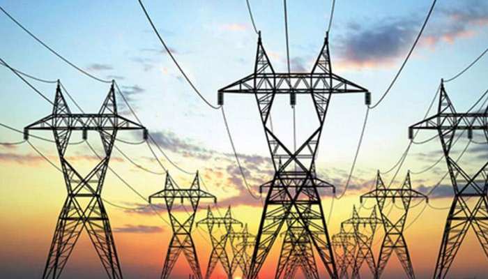 अफगानिस्तान में बेखौफ हुए आतंकी, उड़ा दिया ट्रांसमिशन टावर, पूरा काबुल अंधेरे में डूबा अफगानिस्तान में बेखौफ हुए आतंकी, उड़ा दिया ट्रांसमिशन टावर, पूरा काबुल अंधेरे में डूबा