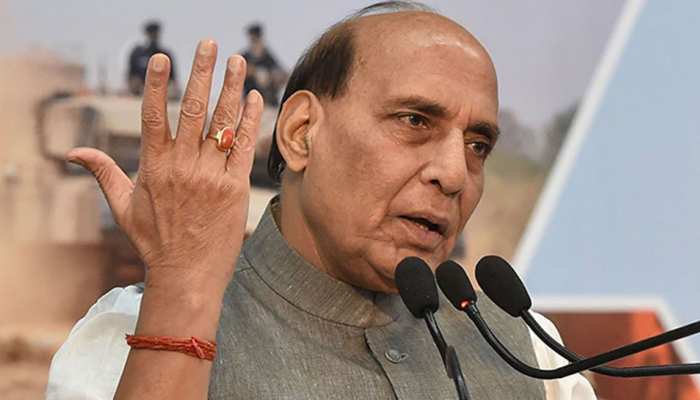 राजनाथ सिंह की फ्रेंच रक्षा कंपनियों से अपील- 'आप लोग भारत आइए' राजनाथ सिंह की फ्रेंच रक्षा कंपनियों से अपील- 'आप लोग भारत आइए'