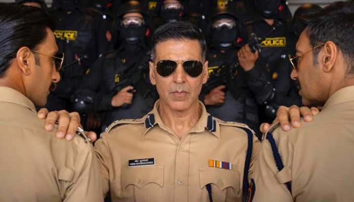 FIRST LOOK: 'सूर्यवंशी' के साथ दिखे 'सिंघम' और 'सिंबा', मिलकर करेंगे दुश्मनों को चित FIRST LOOK: 'सूर्यवंशी' के साथ दिखे 'सिंघम' और 'सिंबा', मिलकर करेंगे दुश्मनों को चित