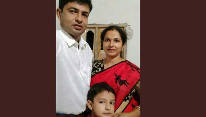 कहां है इनका मानवाधिकार? ममता के गढ़ में परिवार सहित आरएसएस कार्यकर्ता की हत्या कहां है इनका मानवाधिकार? ममता के गढ़ में परिवार सहित आरएसएस कार्यकर्ता की हत्या