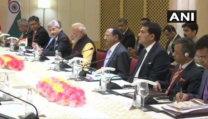 भारत के वो 8 अहम रणनीतिकार, जिन्होंने पीएम मोदी के साथ शी जिनपिंग से की बातचीत भारत के वो 8 अहम रणनीतिकार, जिन्होंने पीएम मोदी के साथ शी जिनपिंग से की बातचीत