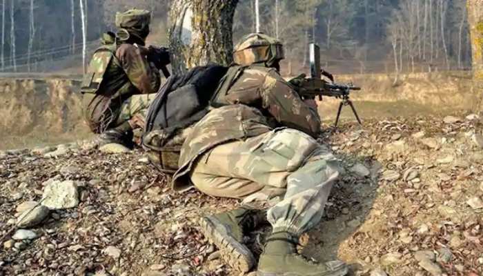 J&K: पाकिस्तान ने भारतीय रिहायशी इलाकों को बनाया निशाना, BSF ने दिया मुंहतोड़ जवाब J&K: पाकिस्तान ने भारतीय रिहायशी इलाकों को बनाया निशाना, BSF ने दिया मुंहतोड़ जवाब