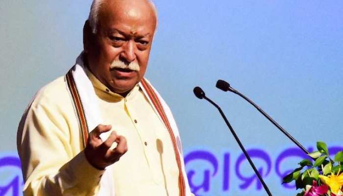 सरसंघचालक मोहन भागवत बोले, 'भारत में हैं विश्व के सबसे ज्यादा सुखी मुसलमान' सरसंघचालक मोहन भागवत बोले, 'भारत में हैं विश्व के सबसे ज्यादा सुखी मुसलमान'