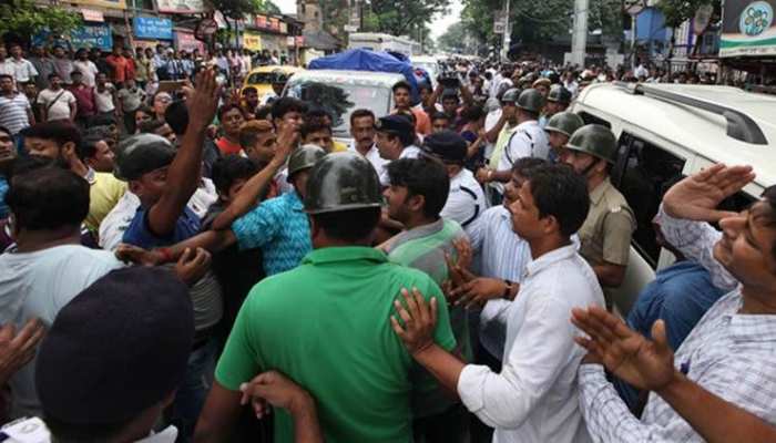 पश्चिम बंगाल में भाजपा के एक और कार्यकर्ता की हत्या, एक साल में 40 से ज्यादा हत्याएं पश्चिम बंगाल में भाजपा के एक और कार्यकर्ता की हत्या, एक साल में 40 से ज्यादा हत्याएं