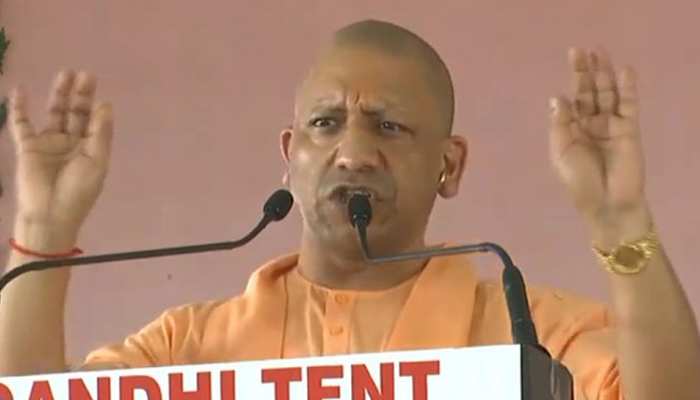CM योगी ने लॉन्च की स्वच्छ वायु मोबाइल ऐप, प्राकृतिक संतुलन पर दिया जोर CM योगी ने लॉन्च की स्वच्छ वायु मोबाइल ऐप, प्राकृतिक संतुलन पर दिया जोर
