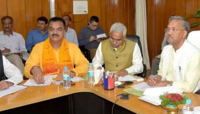 टिहरी, पौड़ी के बाद अब अल्मोड़ा में होगी उत्तराखंड कैबिनेट की अगली बैठक टिहरी, पौड़ी के बाद अब अल्मोड़ा में होगी उत्तराखंड कैबिनेट की अगली बैठक